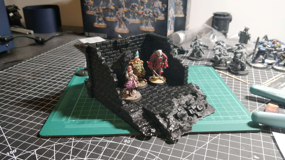 OmegaOzone's tweet image. More 3D printing misadventures! 

Printed my first big terrain piece (some sweet ruins), and everything actually turned out well surprisingly enough after many failed prints beforehand lol. Many lessons were learned and now things are actually going smoothly.😅