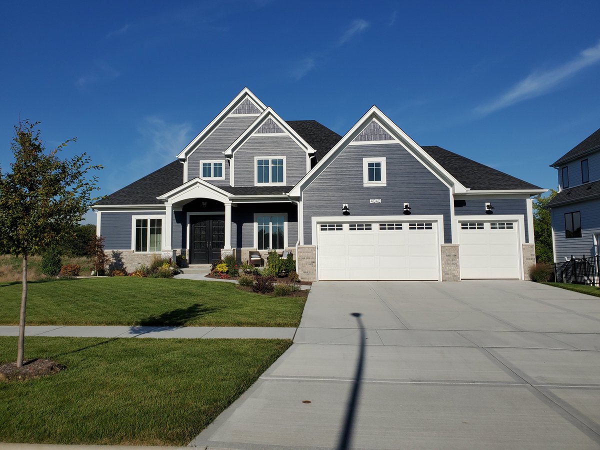 Our #modelhome is open from 11 am - 5 pm @ 4012 Alfalfa Ln #Naperville This is one of our #newhomebuilds! #newhome #newhomedesign #newhomebuilder #newhomeconstruction #newconstruction #homebuilder #homeconstruction #customhome #customhomebuilder #newhomebuild