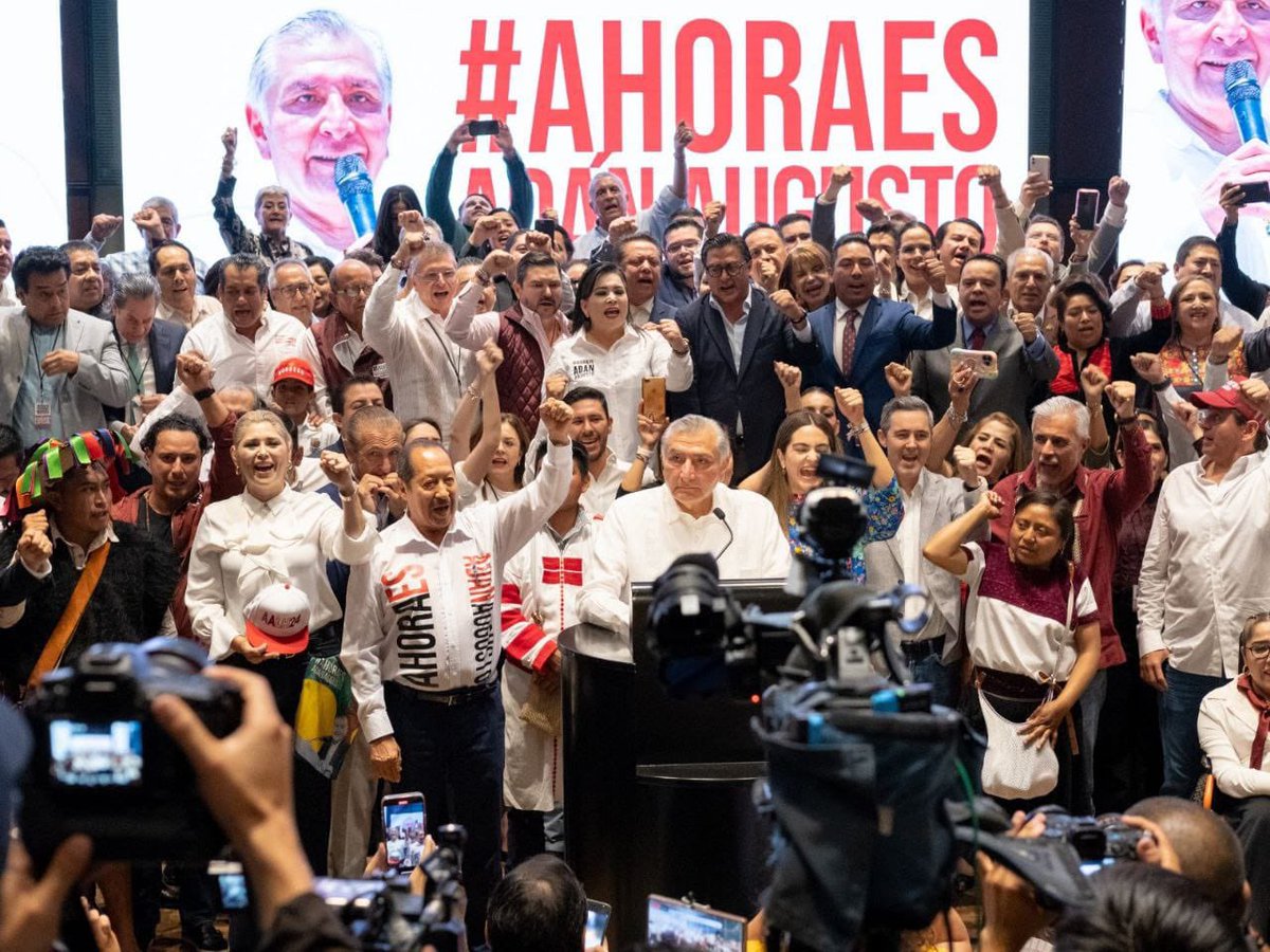 Acierta Adán Augusto López con su emotiva carta al Presidente, con su mensaje de unidad y lealtad, y con su agradecimiento pleno a López Obrador. 

Yo creo que Adán es el camino seguro de la Cuarta Transformación, y pone el ejemplo para quién busca dividir.