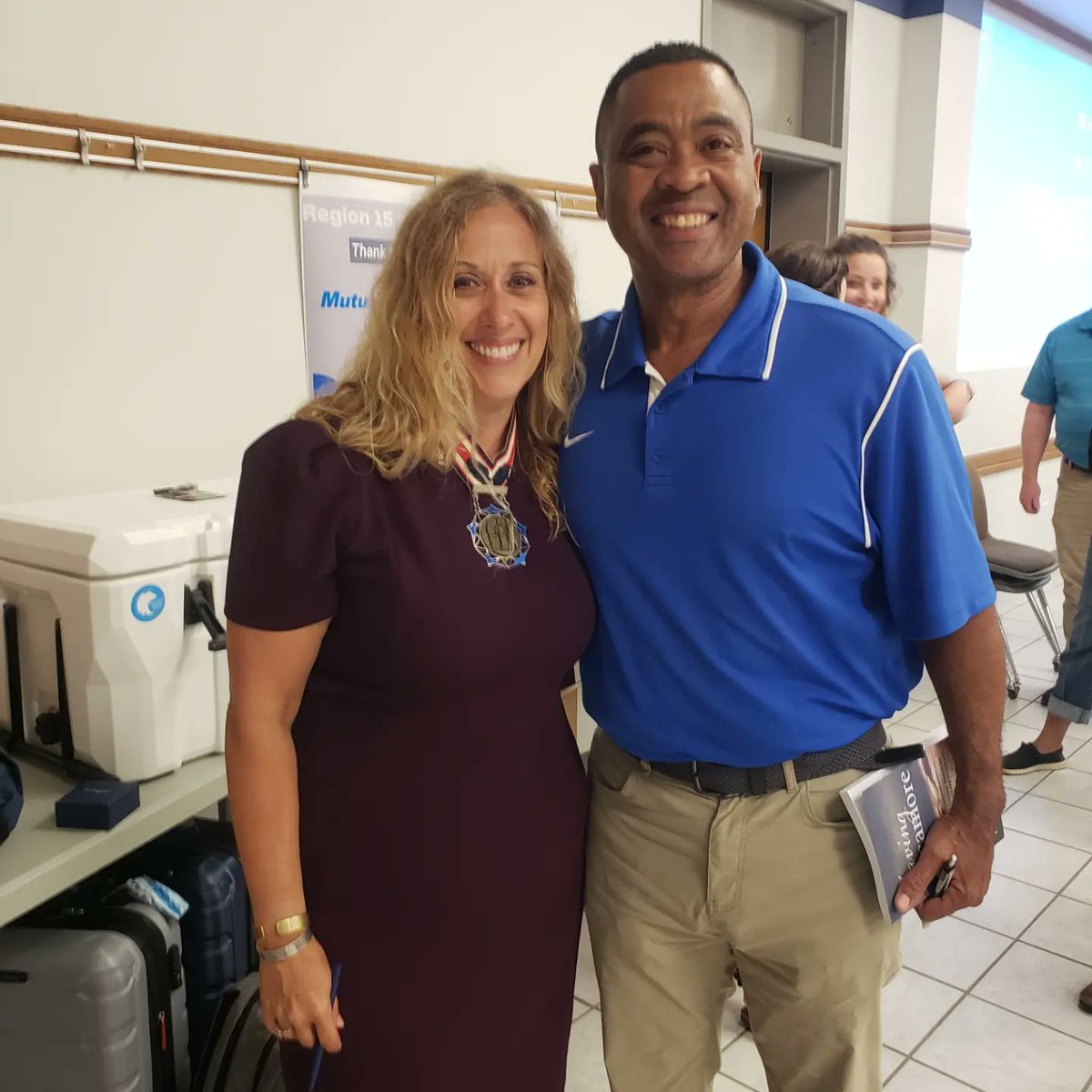 HudgensMolly's tweet image. San Angelo, TX is 🏠 to the @Region15ESC where community servants gather for PD. Today, we shared our @CMOH_Society @CitizenHonors @SafeSchoolsOrg  9/28/16 story here &amp;amp; everyone left w/ a copy of @dbc_inc's #savingsycamore  #gobesomekidshero #mohstrong  #Psalm91 #safeandsound