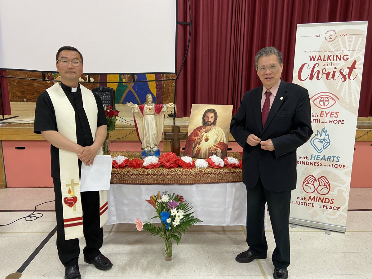 Sacred Heart CS TCDSB tweet media