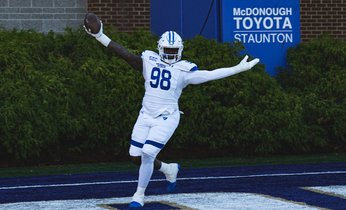 🔸#CFB G5 Spotlight🔸

Georgia State defensive end Javon Denis (<a href="/javondenis55/">J.Denis</a>)

-2023 redshirt senior
-6-foot, 264 lbs
-All-Sun Belt honorable mention
-47 tackles, 9 TFLs, 5 QB hurries, 4 sacks, and 2 fumble recoveries in 2022
📸<a href="/GeorgiaStateFB/">GSU Football</a>