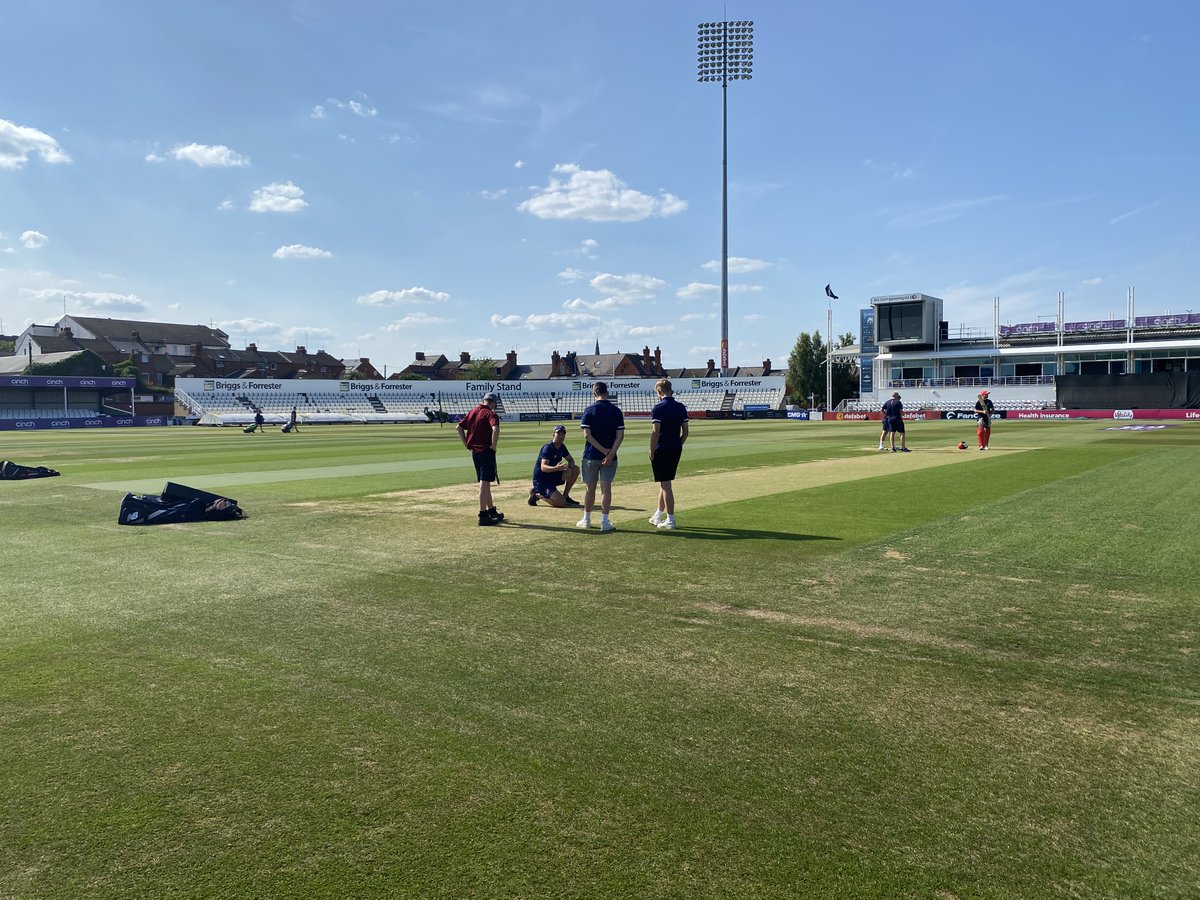 Steelbacks In The Community (@steelbacksitc) on Twitter photo Big thanks to <a href="/CraigHarveyNCCC/">Craig Harvey</a> and his grounds team for allowing three U19 cricketers from <a href="/BLTCC/">Burton Latimer TCC</a> and <a href="/STONYCC/">Stony Stratford CC</a> to support and shadow them at our T20 game tonight!👏#SteelbacksFamily Big thanks to <a href="/CraigHarveyNCCC/">Craig Harvey</a> and his grounds team for allowing three U19 cricketers from <a href="/BLTCC/">Burton Latimer TCC</a> and <a href="/STONYCC/">Stony Stratford CC</a> to support and shadow them at our T20 game tonight!👏#SteelbacksFamily