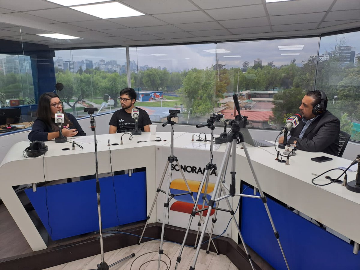 EPNEcuador tweet media