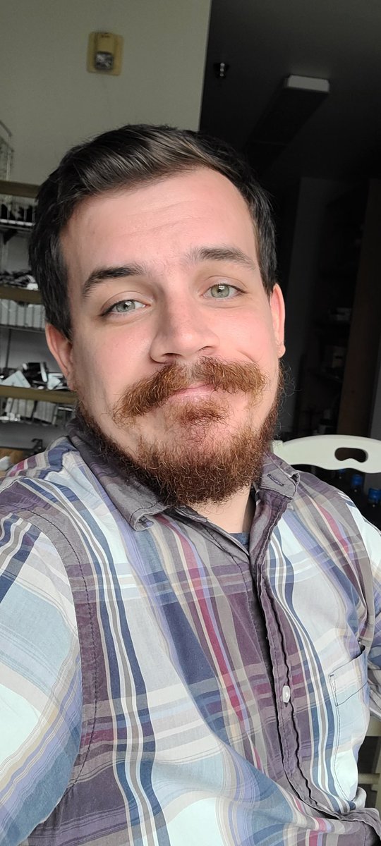 Feeling lazy and pretty on this Friday.