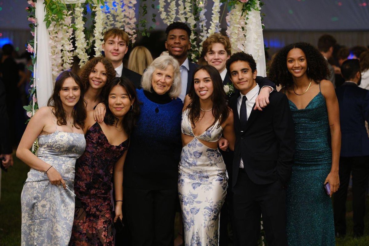 DelphianSchool's tweet photo. Prom 2023 🌟 https://t.co/ETQpvfyRZT