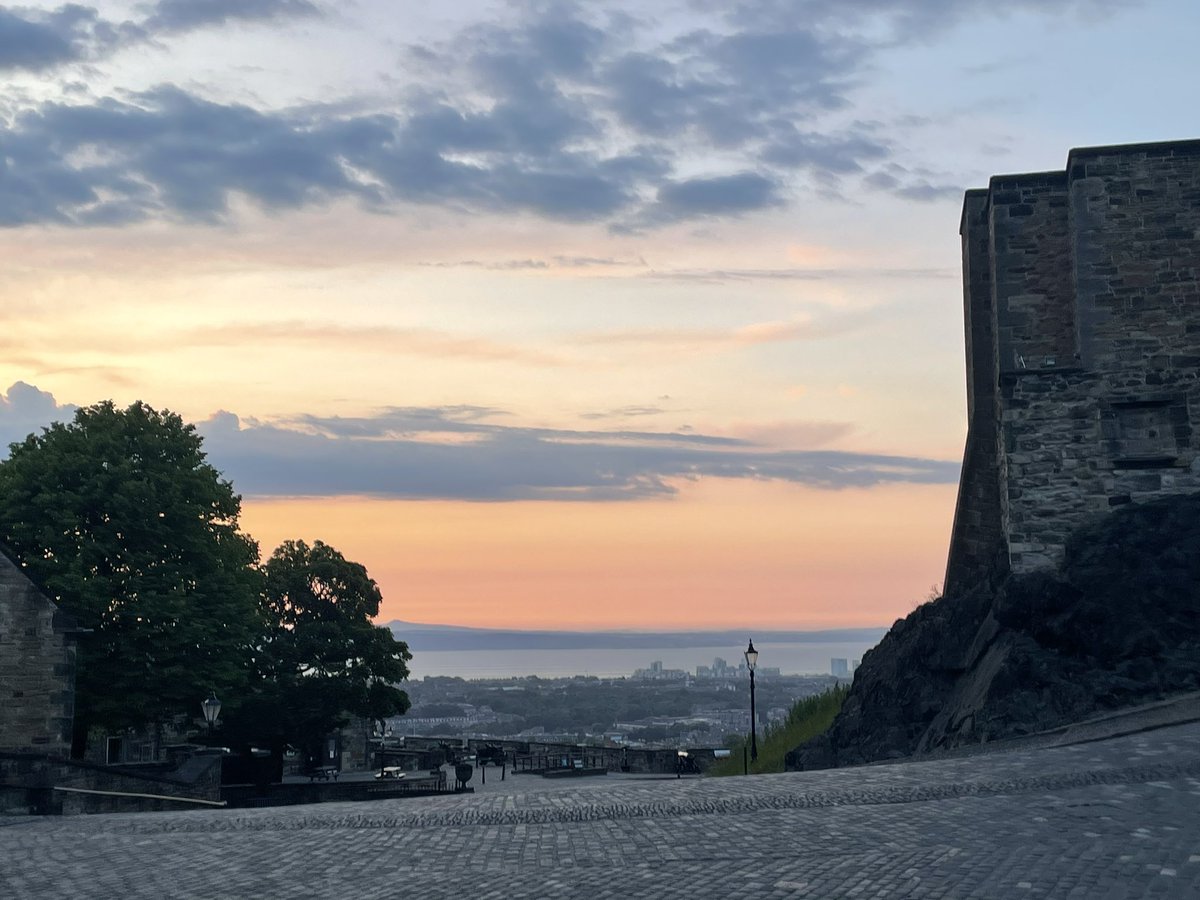 mkatemaynard's tweet image. Thank you @edinburghcastle &amp;amp; @Aimuseums for fabulous views and good conversations #AIMConference2023