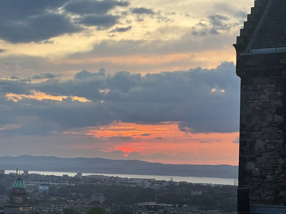 mkatemaynard's tweet image. Thank you @edinburghcastle &amp;amp; @Aimuseums for fabulous views and good conversations #AIMConference2023