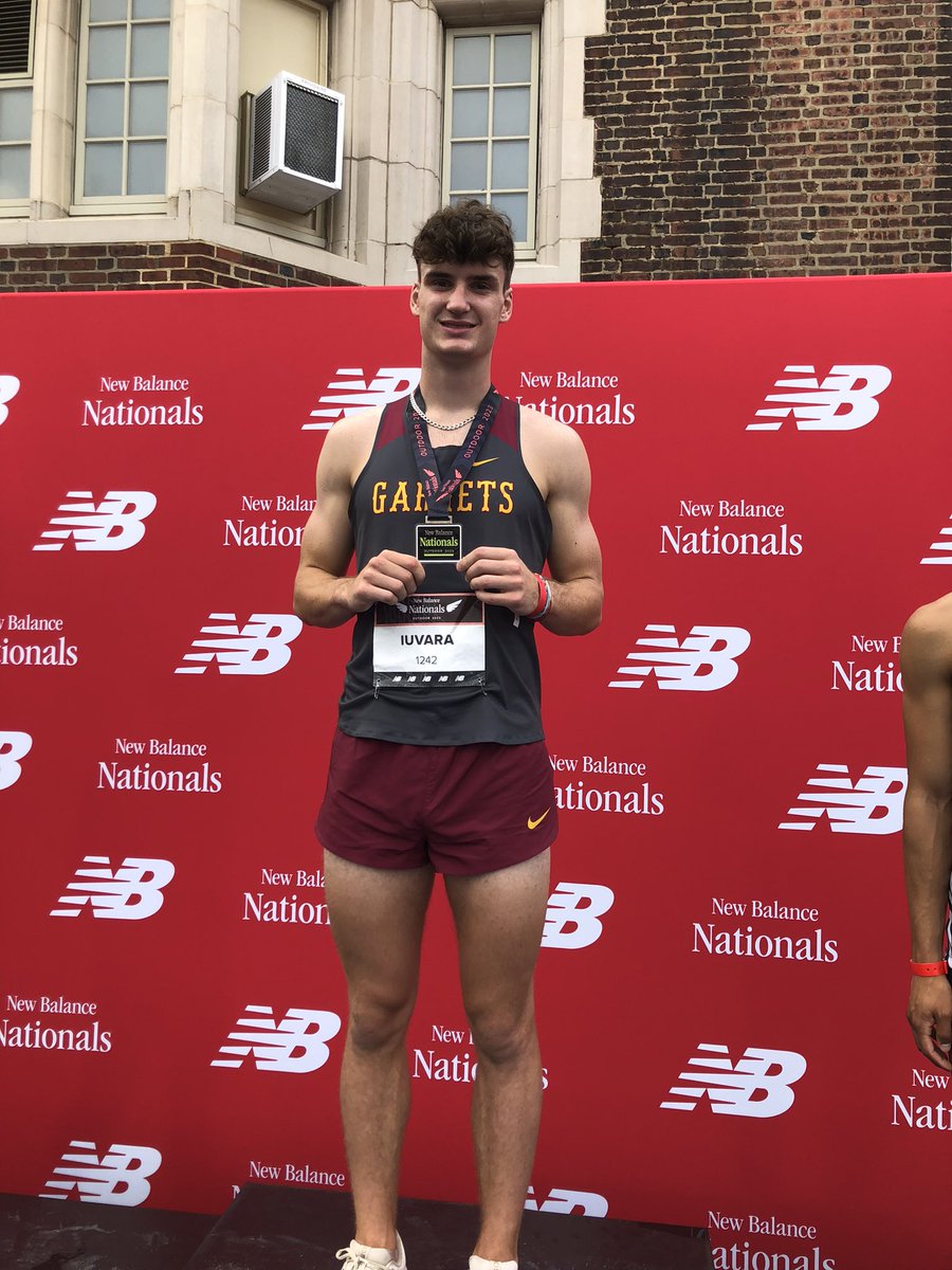 Garnetsxctf's tweet photo. Matt Iuvara won the 400 Hurdles Rising Stars division at New Balance Nationals today in a personal best of 54.62!  An awesome final hurdles race for one of the best to ever come through the Heights program! @HHGarnets https://t.co/utbYdLWJXH
