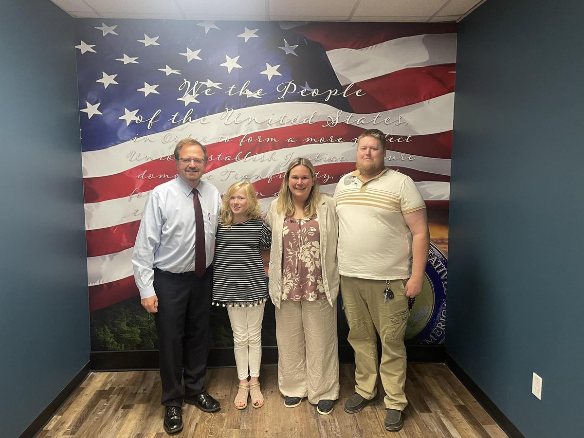 EarCommunityOrg's tweet photo. Meet the Kroeger Family! Alexis &amp; her parents advocated for Ally's Act, H.R. 2439/S. 1135 today with Congressman Chuck Edwards! ❤️👂

Everyone can advocate for this bill just like Alexis is! Here's a helpful video:
https://t.co/OlKQ9GudrV

#AllysAct
https://t.co/m4xmyUHqN3 https://t.co/GfcGIYFfmZ