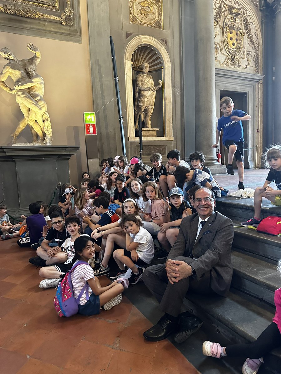 Our Italian colleagues know how to do this right. Elementary school students doing medical physics projects (eg lego depiction of rad therapy clinics) and invited to <a href="/fisica_medica/">AIFM</a>. My hat is off to their quality outreach. <a href="/aapmHQ/">American Association of Physicists in Medicine</a>