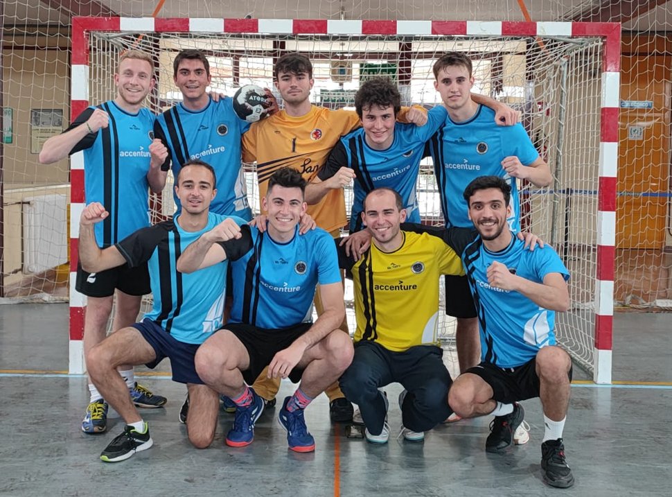 cdindustriales's tweet photo. 🤾‍♂️BALONMANO🤾‍♂️
Masculino
🥉LIGA UPM https://t.co/QxEHit3ivE