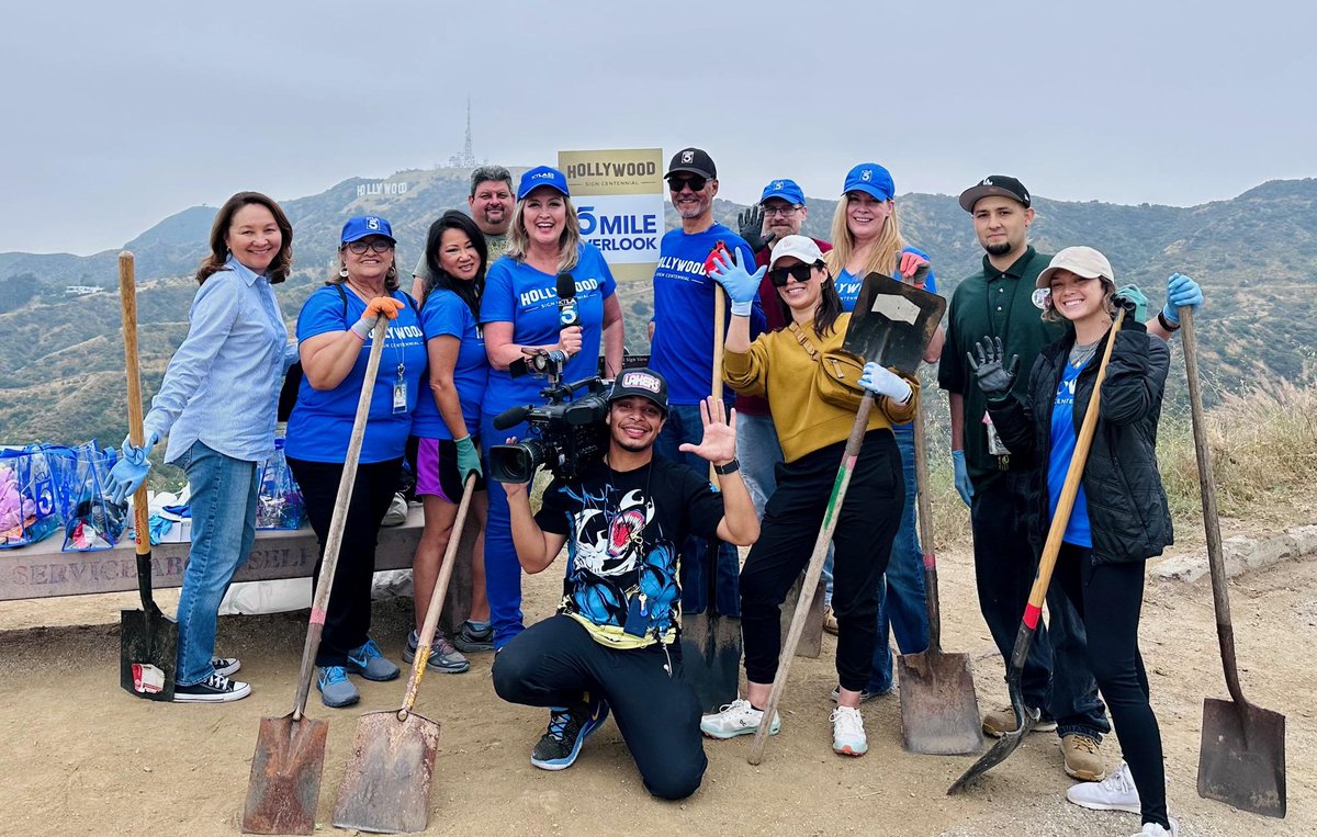 The KTLA crew celebrated Founder's Day by beautifying the trail to the Hollywood Sign. #NexstarCares #KTLA #KTLAcommunity #HollywoodSign <a href="/NXSTMediaGroup/">Nexstar Media Group, Inc.</a> ktla.com/morning-news/k…