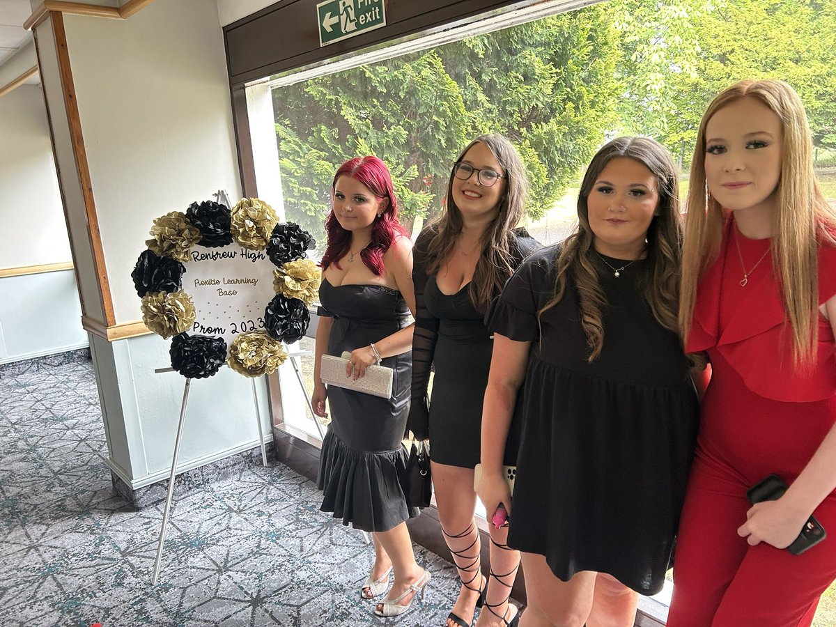 FlexiRenfrew tweet media