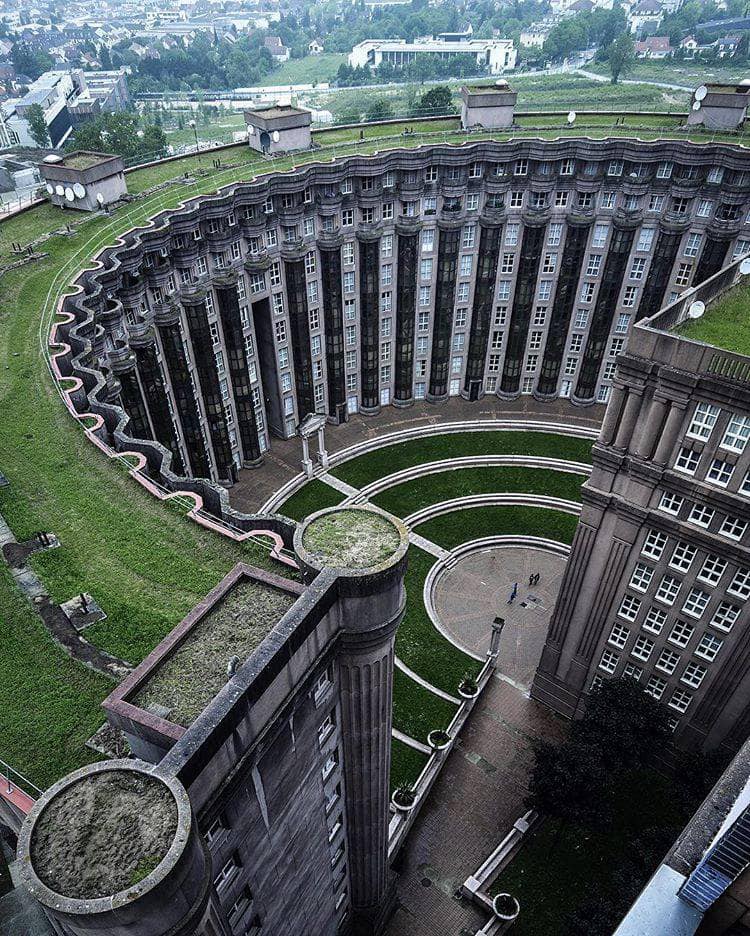 #ClasicosDeArquitectura _
Ricardo Bofill.
#Arquitectura #Architecture