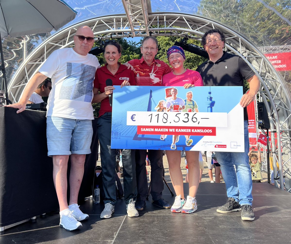 Daniel den Hoed Fonds tweet media