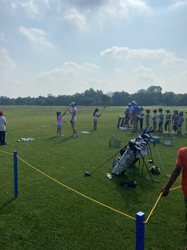 ⛳️🌞📚 Swing into summer learning! Scholars are teeing up adventures at First Tee. They met CHIP, the First Tee golf puppet, and learned about Courtesy, Honesty, Integrity, and Perseverance. Check out these snapshots.📸 #SummerLearning #SAISDfamilia