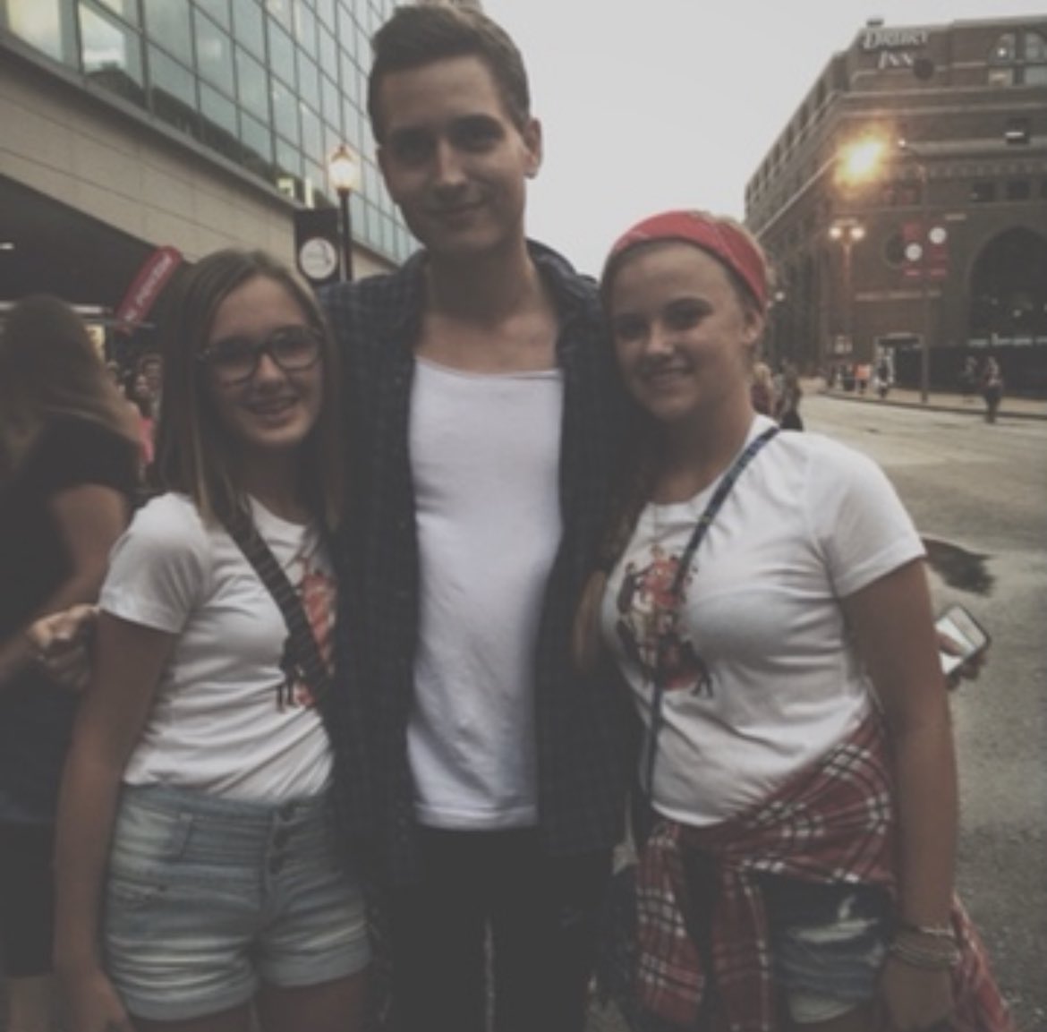 averybellneeley's tweet photo. @andrewlowe https://t.co/PmnFrxJsHj