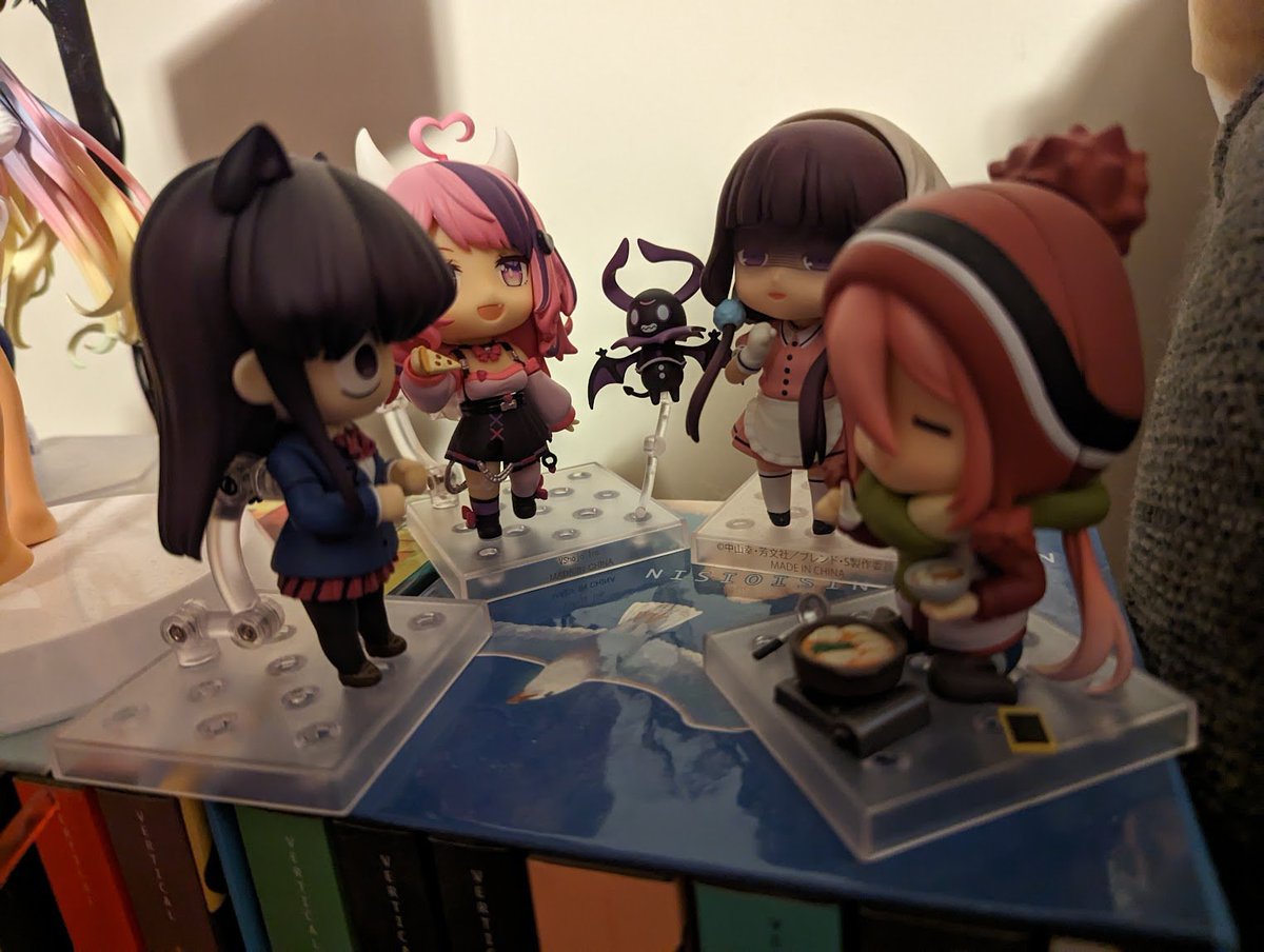 WereGinge's tweet image. Welcome to the dinner party mousey!!! @ironmouse