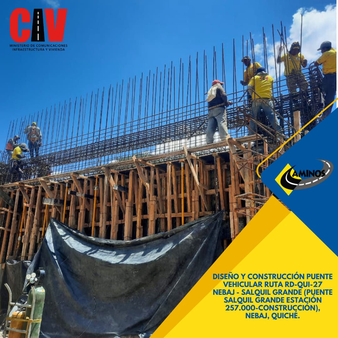 #ReporteDeAcciones | 📍 Seguimos con las labores de Diseño y construcción del puente vehicular en la ruta RD-QUI-27, Nebaj – Salquil Grande (Puente Salquil Grande km. 257 – Construcción) Nebaj, Quiché. Se realiza la fundición de la estructura. 🚜🚧