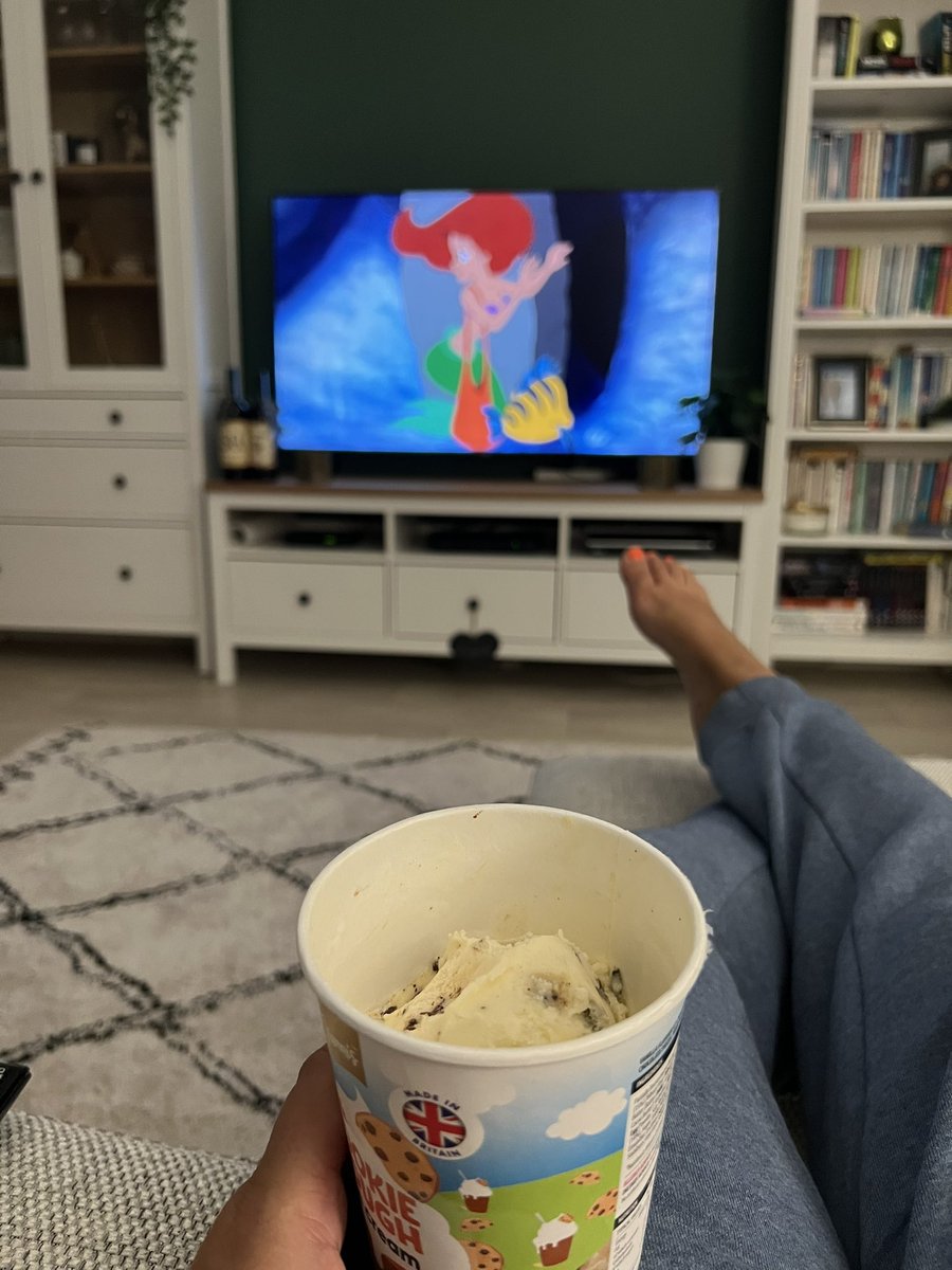 Ice cream and The Little Mermaid 🧜‍♀️