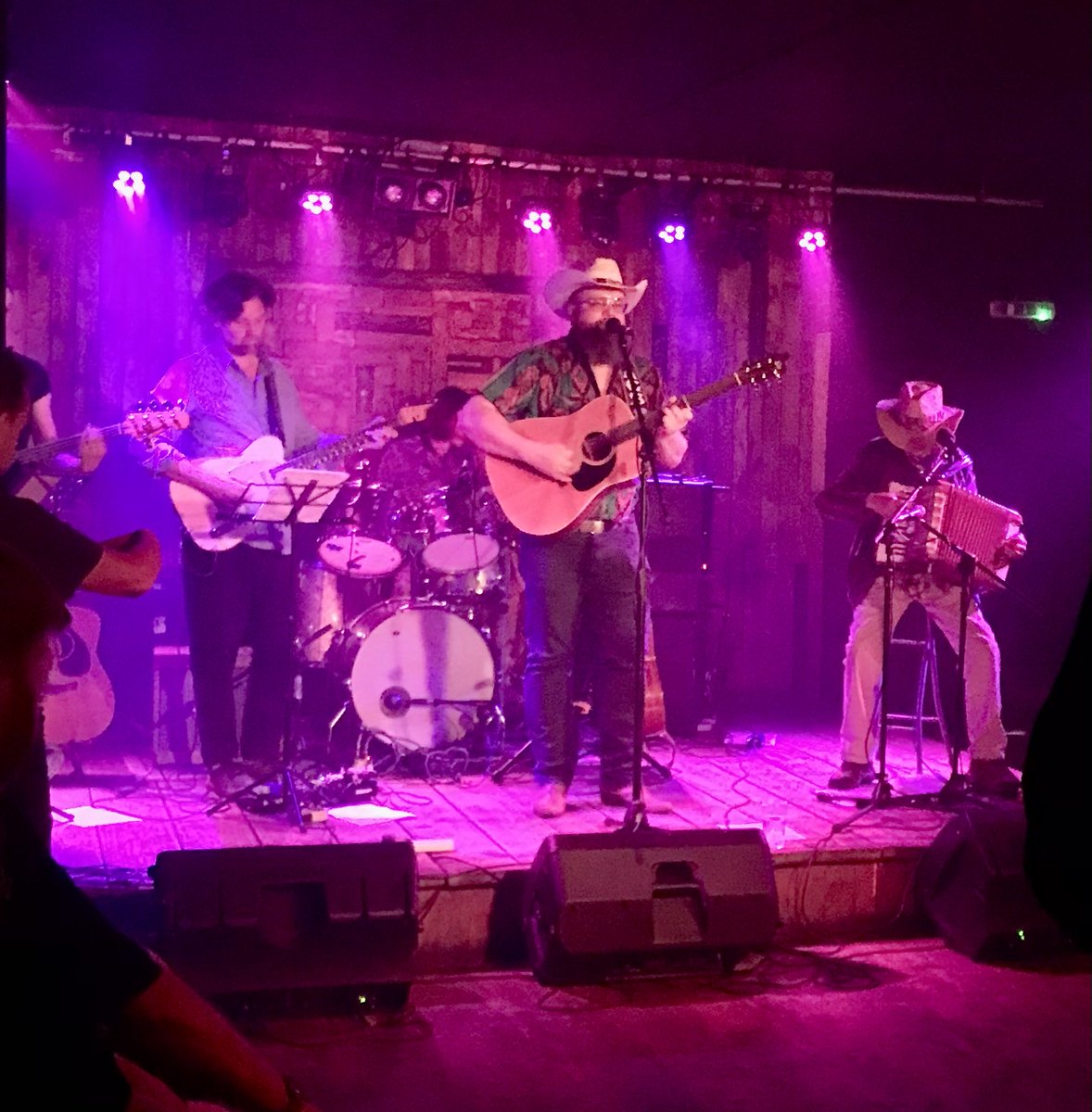What an evening with ⁦<a href="/ConnollyAgs/">Ags Connolly</a>⁩ new album Siempre launch gig ⁦<a href="/FATLILS/">FAT LIL'S</a>⁩. The Texmex accordian in Change My Mind was a standout for me!