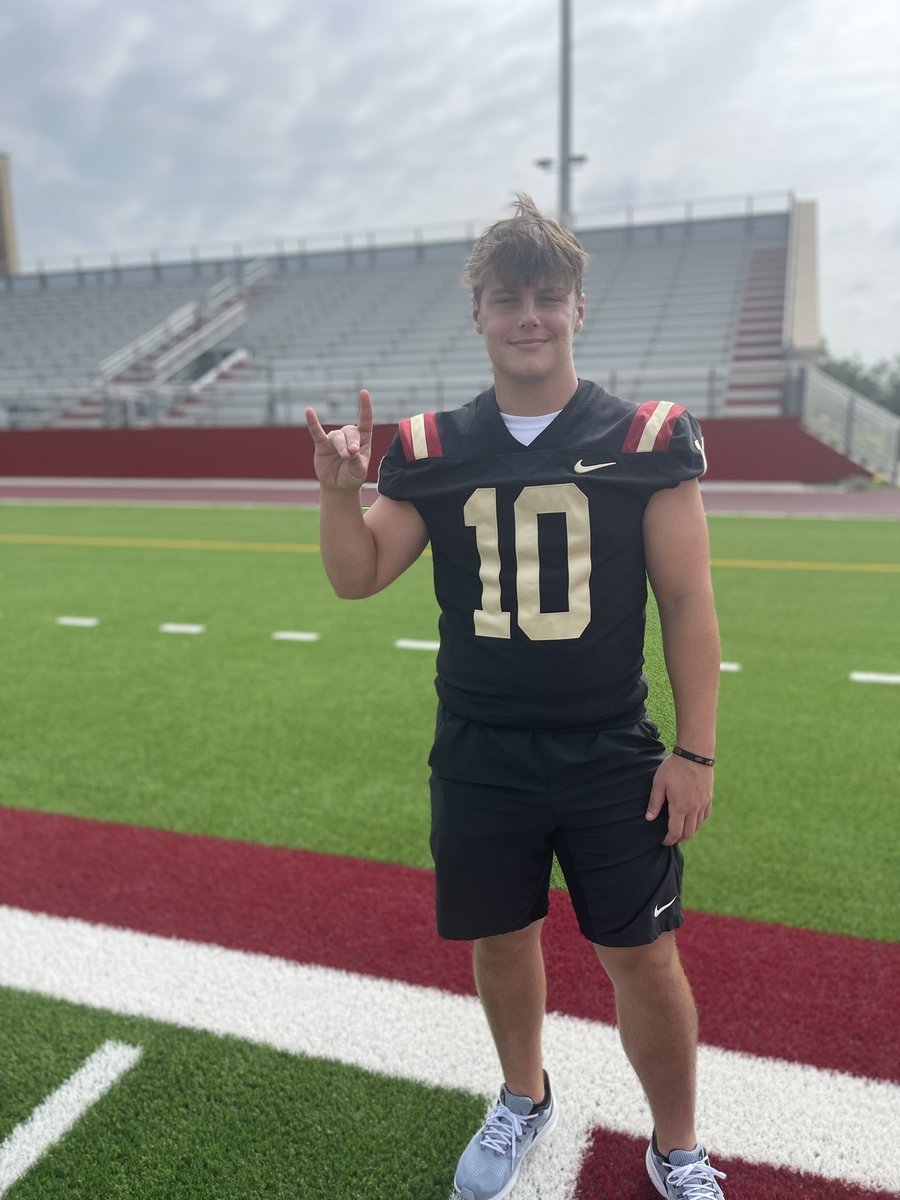 Thanks <a href="/CoachBennetNew/">Bennet New</a> <a href="/TonyJoeWhite5/">Tony Joe White</a> for a great visit and fun time at Austin College
Go Roos!