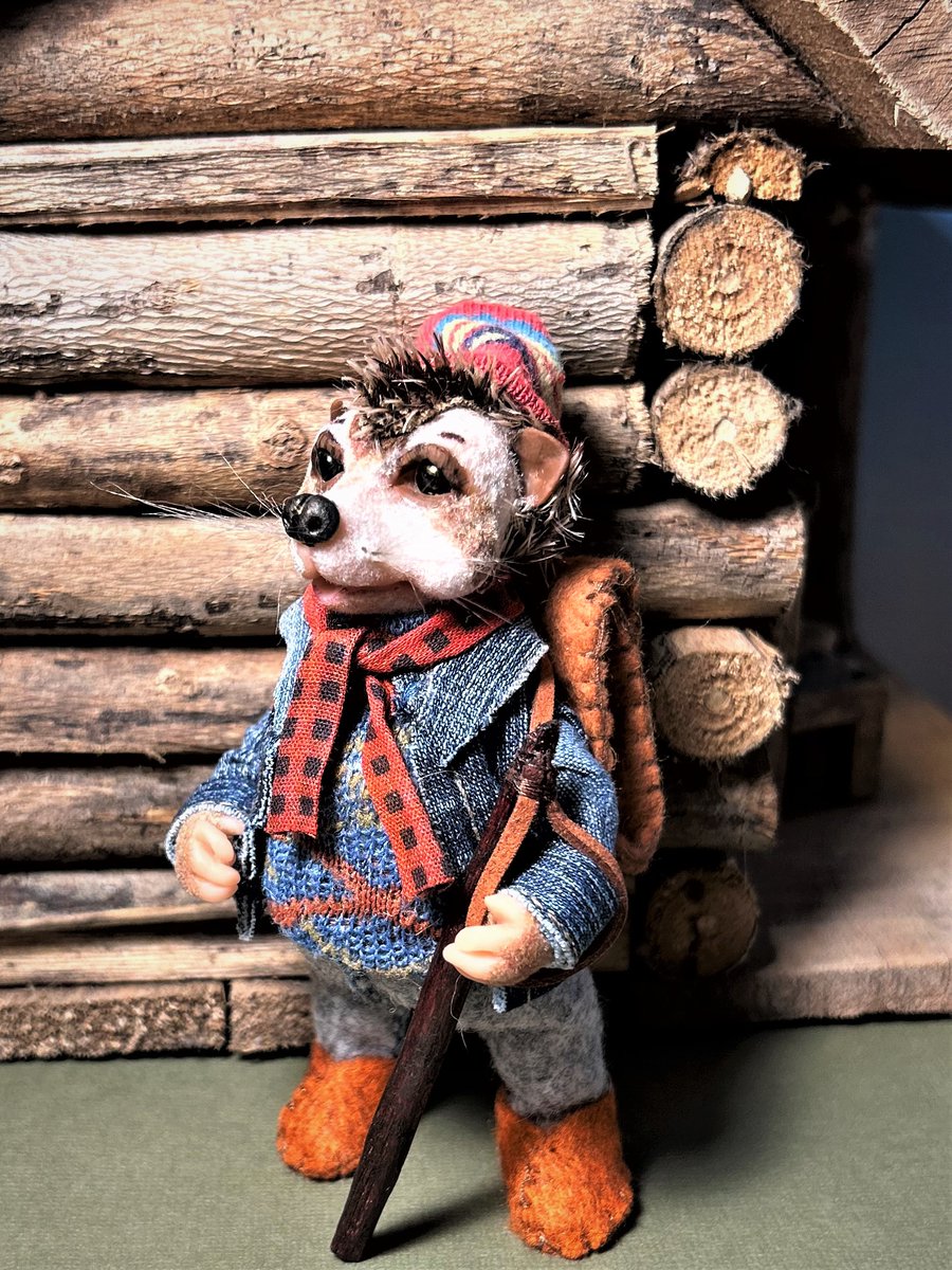 poppenmoon's tweet photo. Check out HARRY THE HIKER  HEDGEHOG  OOAK HANDSCULPTED MINIATURE BY POPPENMOON https://t.co/Lb1Immd5vC #eBay via @eBay https://t.co/xCe9RO3tAK