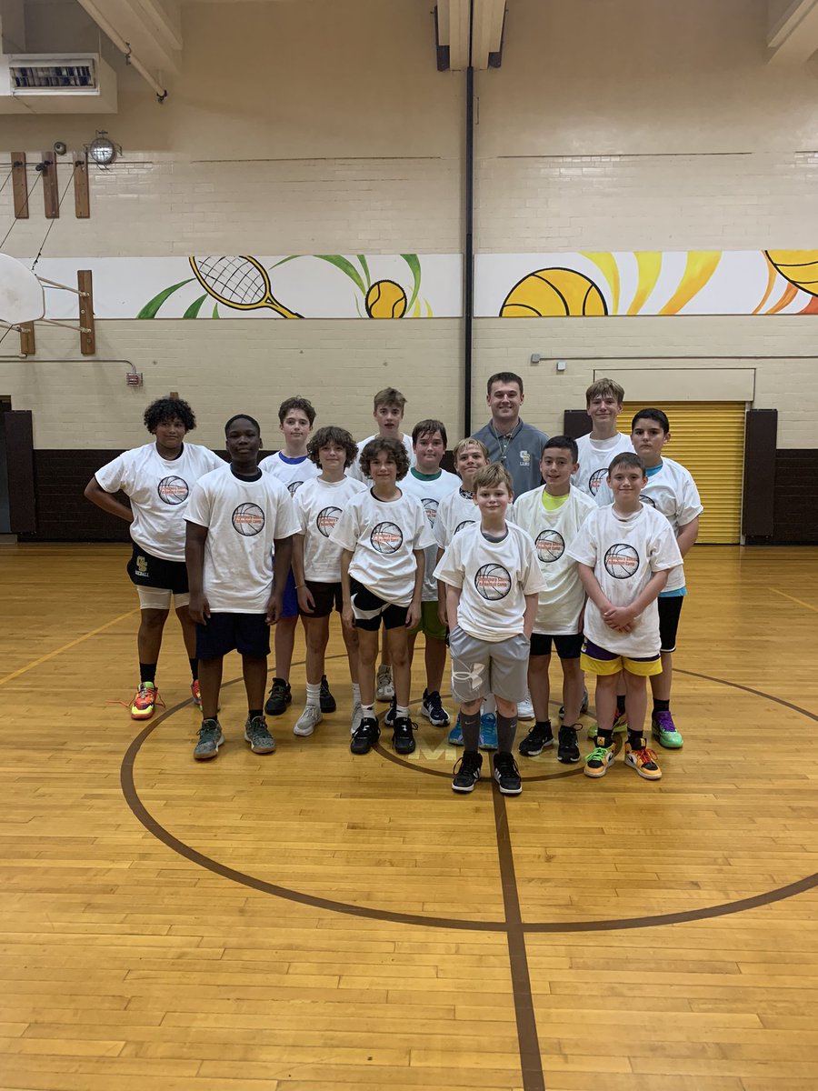 GSLIONHOOPS's tweet image. Great week of camp! Lots of learning, good competition and fun! Our program got better this week! 
We Can. We Will.