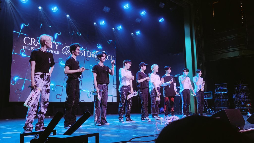 3030degrees's tweet photo. Thank you CRAVITY so much for this moment 🥹 will REMEMBER OUR TIME for eternity.

#CRAVITY #크래비티 #CRAVITYinUSA
#CRAVITYinNY #CRAVITY_1ST_WORLD_TOUR https://t.co/ANaRxSr2Ko