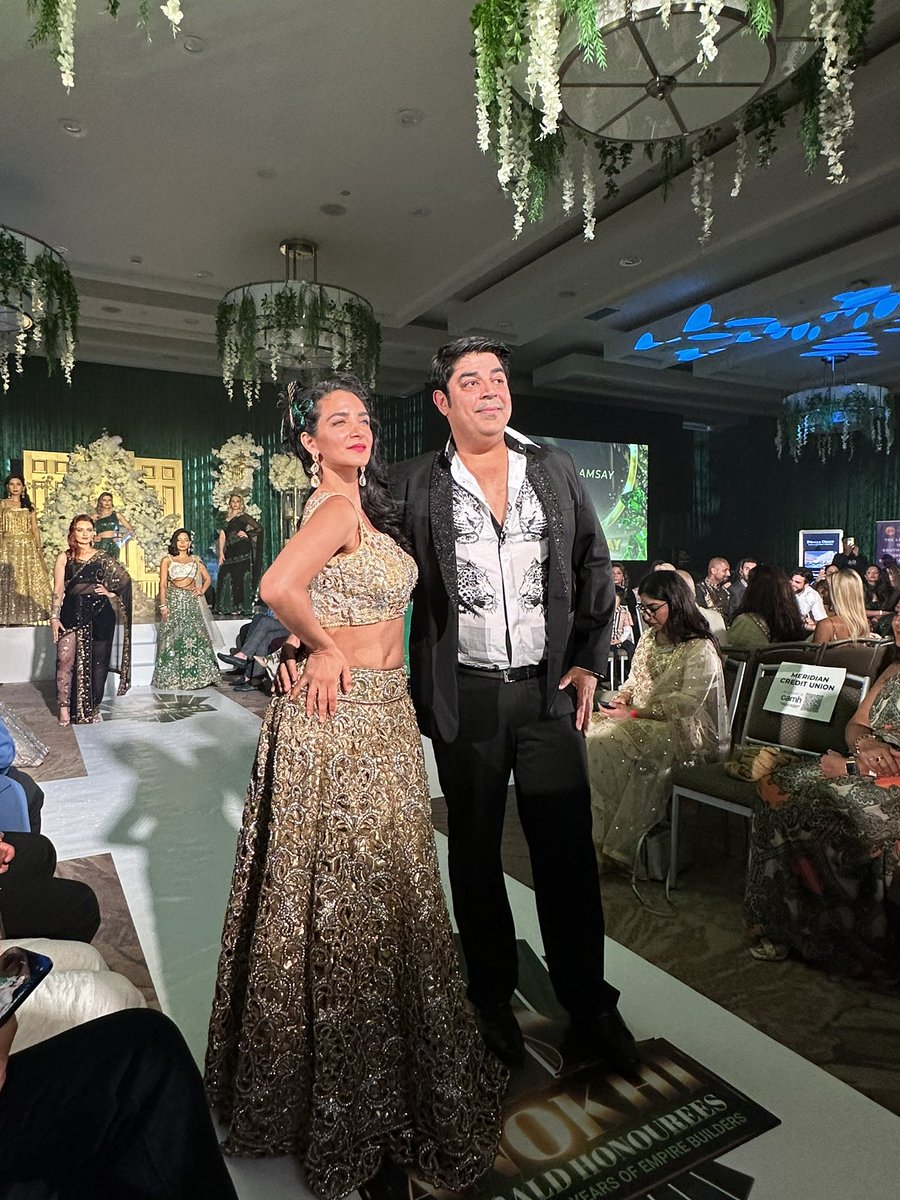 AnokhiLifestyle's tweet photo. Just a few highlights from tonight’s Anokhi Emerald Runway featuring @manikjassal @DINESHRAMSAY @NAEEMKHANNYC @Archana_Kochhar @PrettyPrriya @rivesse https://t.co/0BbiTe8W4B