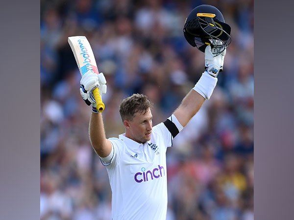 Ashes, 1st Test: Root's masterclass put hosts in driver's seat after Australia dominated England batters (Stumps, Day 1)
#saralbharatnews #ashes #JoeRoot #JonnyBairstow  #EnglandvsAustralia