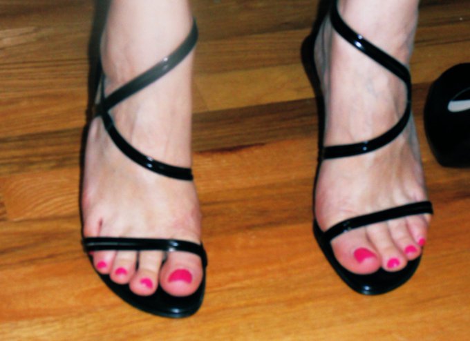 #findom #femdom #feet #feet_pic #feetfethish #fetish  @BrunOParent @Rtfindom11 @rtfindom @Findompromo7 @finrt4dom<a href="/tag/findom"class="tags">#findom</a><a href="/tag/femdom"class="tags">#femdom</a><a href="/tag/feet"class="tags">#feet</a><a href="/tag/feet_pic"class="tags">#feet_pic</a><a href="/tag/feetfethish"class="tags">#feetfethish</a><a href="/tag/fetish"class="tags">#fetish</a>