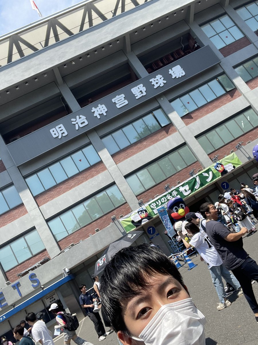 orix240108's tweet photo. 浮かれて自撮りとかしちゃったりして(���) https://t.co/MUR08OPrYs
