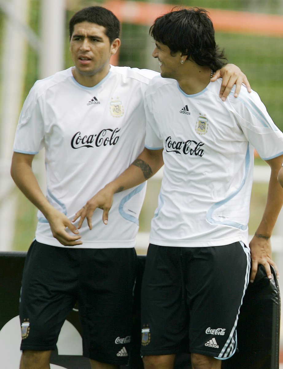 Riquelme y Lucho González compartieron equipo en la Selección Argentina.