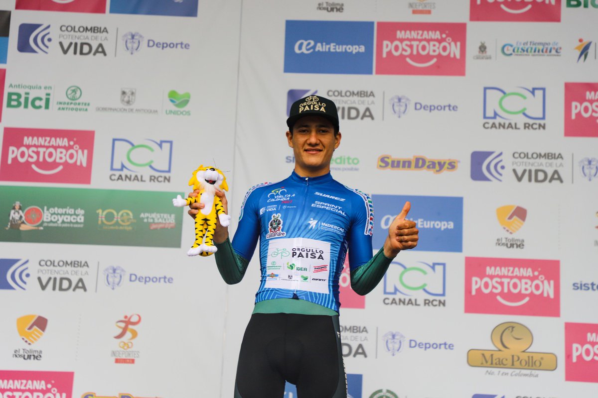 #VColombia2023🇨🇴🚴‍♂️
#PotenciaDeLaVida🇨🇴🚴‍♂️

Líder de la Montaña <a href="/fabioaduarte/">Fabio Duarte</a> de <a href="/team_medellin/">Team Medellín EPM</a>, <a href="/RoRoContreras/">Rodrigo Contreras</a> de @CiclismoGob_G de los Sprint Especiales y Santiago Ramírez de <a href="/OrgullPaisa/">Orgullo Paisa</a> líder Sub 23 en <a href="/Vueltacolombia1/">Vuelta a Colombia 75 años #VColombia2025</a> luego del Prólogo en Yopal

📸 Carlos Cruz <a href="/fedeciclismocol/">Federación Colombiana de Ciclismo</a>