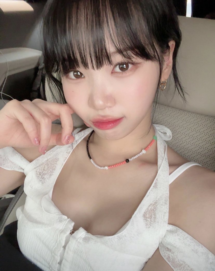 hello, i'm yani

— she her, infp
— not new to #kpoptwt &amp; #stantwt   
— i'm looking for mys and fearnots but any fandom is welcome

♡ / ↻ are very much appreciated !