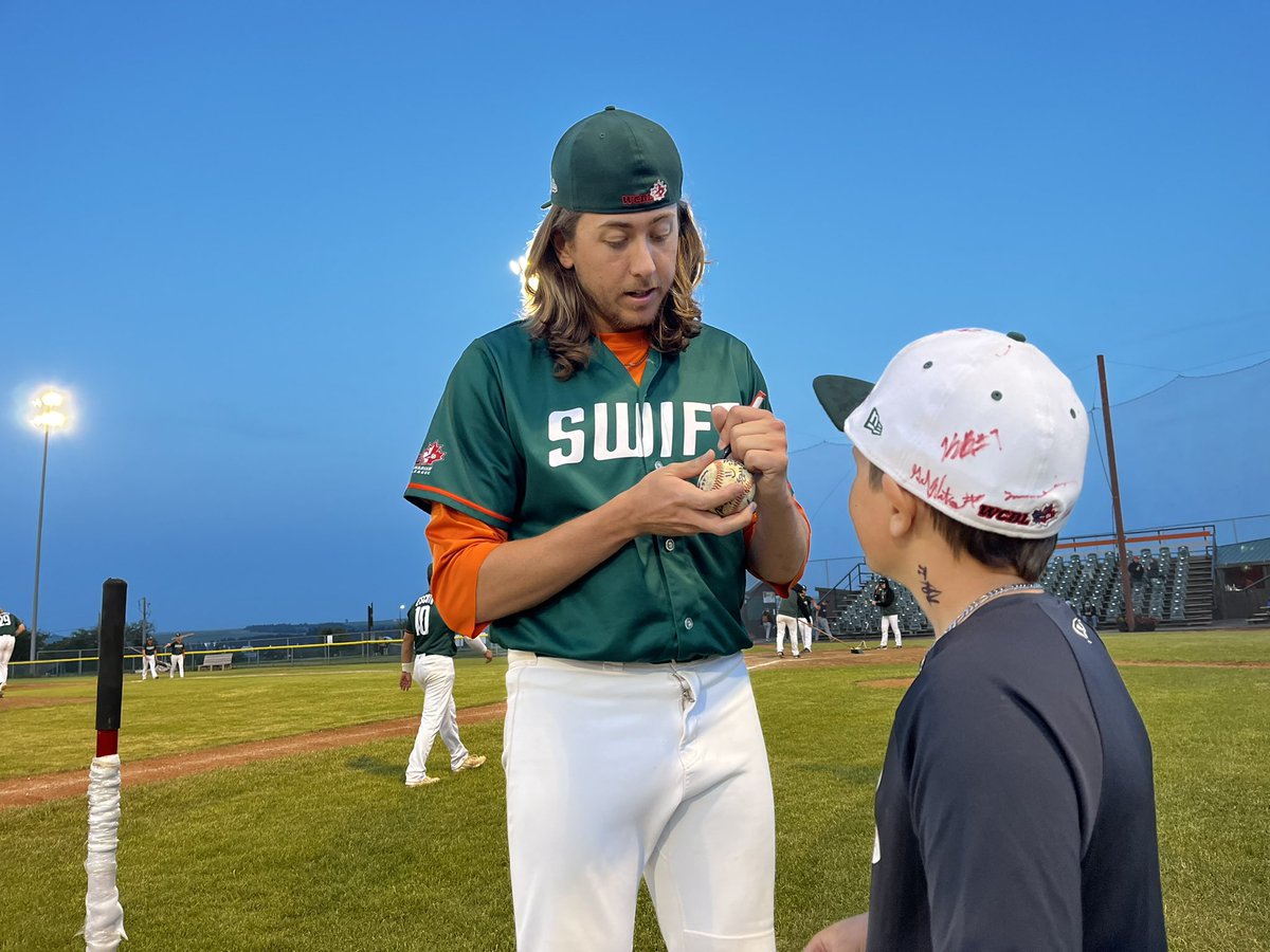 swiftcurrent57s's tweet photo. That went well. 
Will Gifford tossed a complete game allowing 3 earned runs and striking out 9. 8-5 W over @Wey_Beavers. https://t.co/0Ec2Gv8sO4