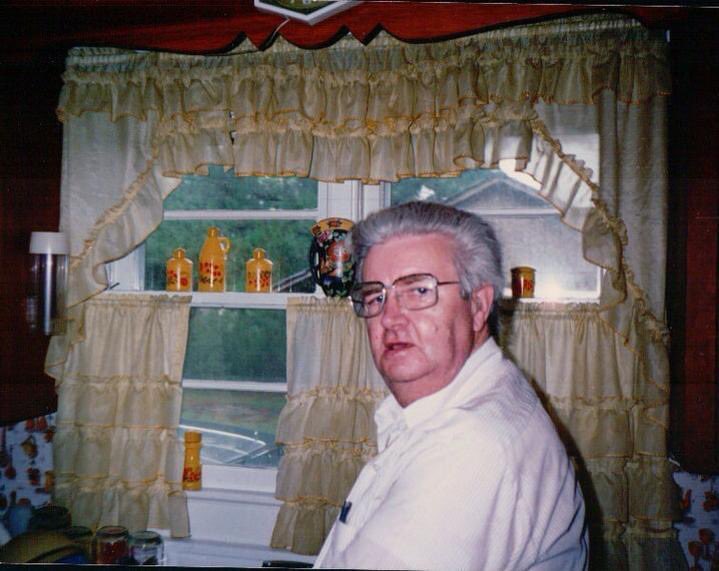 VernAdams's tweet photo. My Dad!!! Enough said!!! Marine, Faithful Husband, and tremendous PawPaw!!! He loved my beautiful wife like a daughter, and made me who I am. Love ya Pop!!! https://t.co/c4WiYtPnvZ
