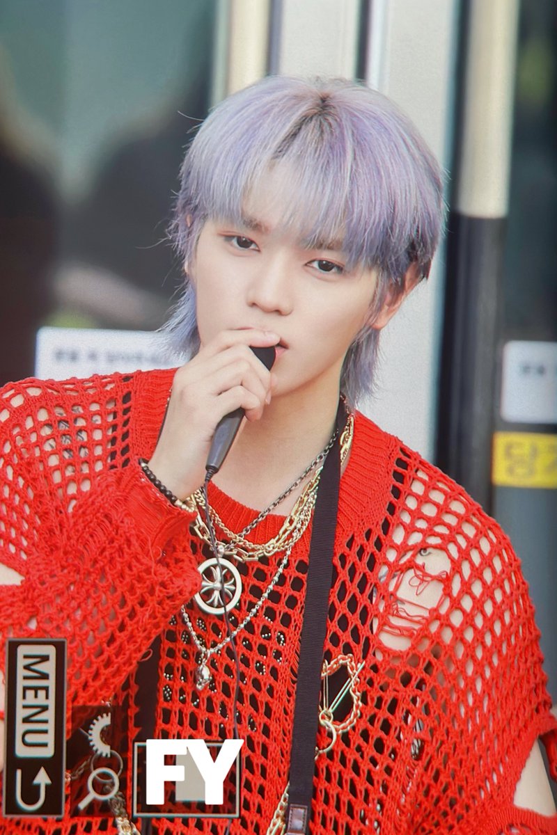ForeverYong71's tweet photo. 230617 음중 미니 팬미팅

#태용 #TAEYONG #샤랄라 #SHALALA https://t.co/219fKJX76q