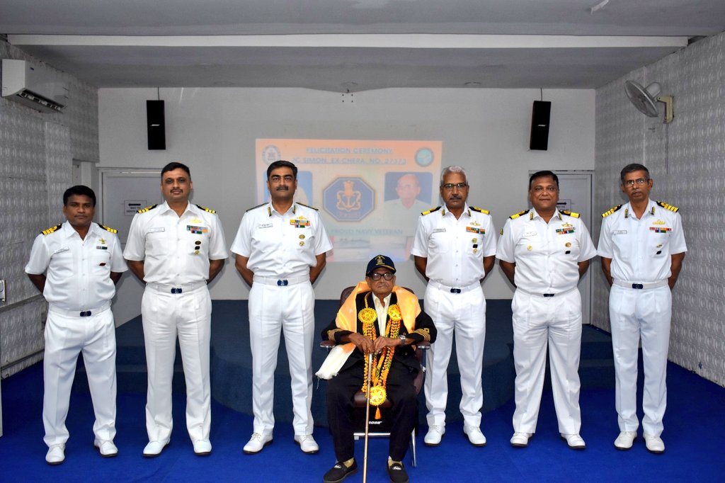 Adm R Hari Kumar #CNS joined the heartwarming centenary celebrations of Shri JC Simon, an #IndianNavy veteran, via video conference, on #16Jun, in #Chennai.

Navy salutes the indomitable spirit of our veterans & their invaluable contributions to #India. 

#CelebratingHeroes