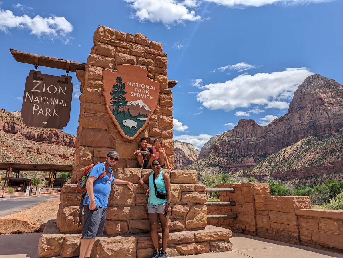 lundderrick's tweet photo. Two weeks of fun is concluding. We start 24 hours home tomorrow, but 3,000 miles traveled, 4 national parks, 8 states, Disney, Universal, Vegas. It was awesome! #lundpoons2023 https://t.co/MmUGnapsjT