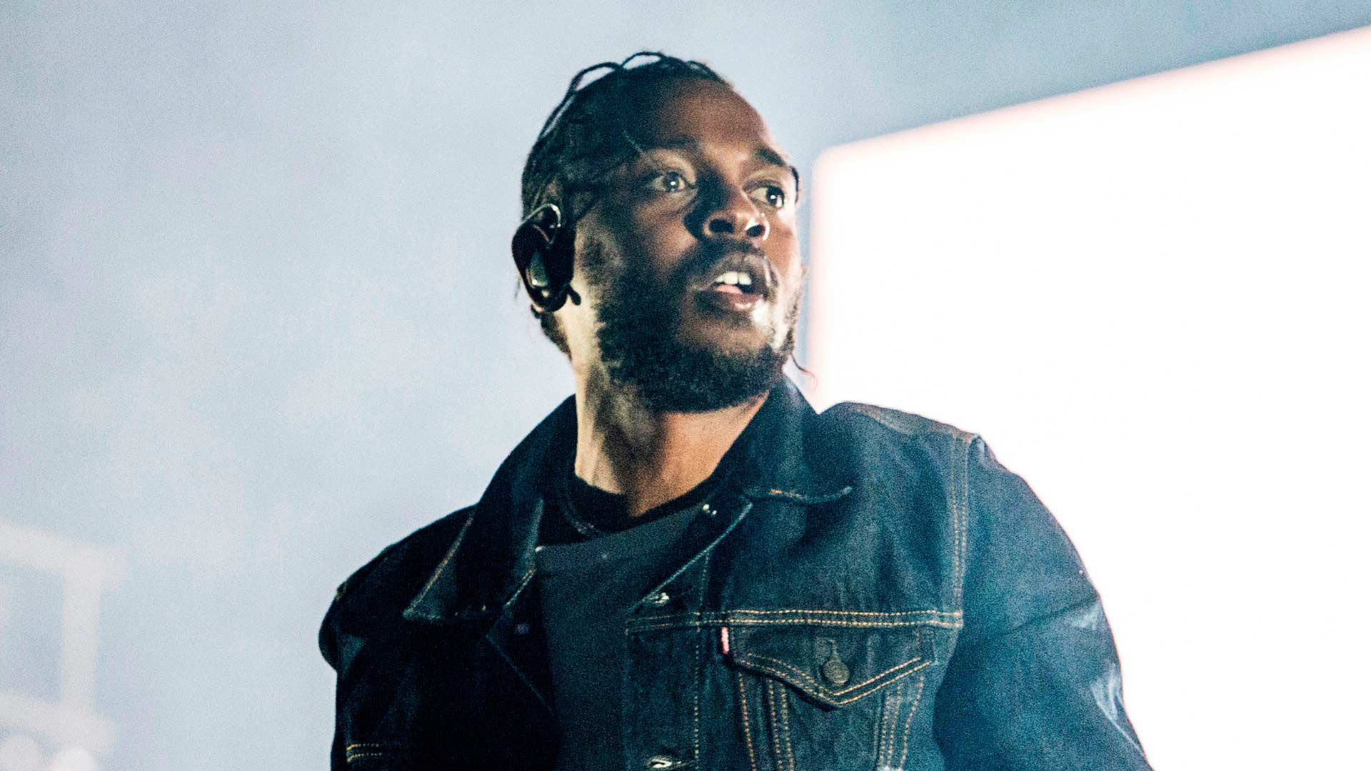 Happy 36th birthday to 17x Grammy-winner Kendrick Lamar. 