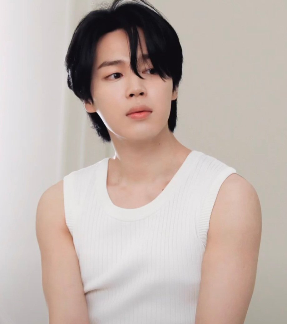 namanglae's tweet photo. JIMIN JIMIN 
 I vote #JIMIN from #BTS for #TOP100KPOPVOCALISTS

우리 지민이 https://t.co/fvQGOQv2bf