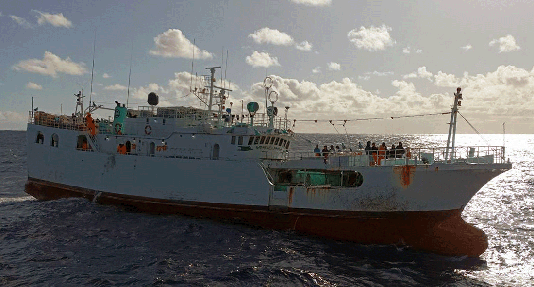 OceanOutcomes's tweet photo. Ocean Outcomes and Fue Shin Fishery Ltd. (FSF) are working together to improve sustainability &amp; labor conditions on Taiwanese &amp; Chinese longline vessels.

🐟 Read all about our newest project: https://t.co/MHv6exY0fM

#fisheryimprovement #sustainableseafood https://t.co/5bDkzoy3Sj