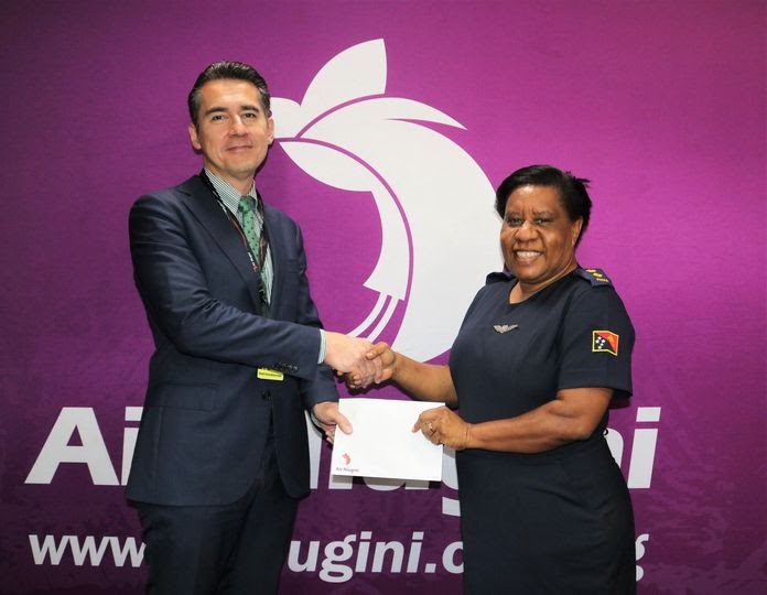 Air Niugini Supports PNGDF's First Female Commanding Officer & Pilot to New Zealand Aviation Summit dlvr.it/Sqp3M3
