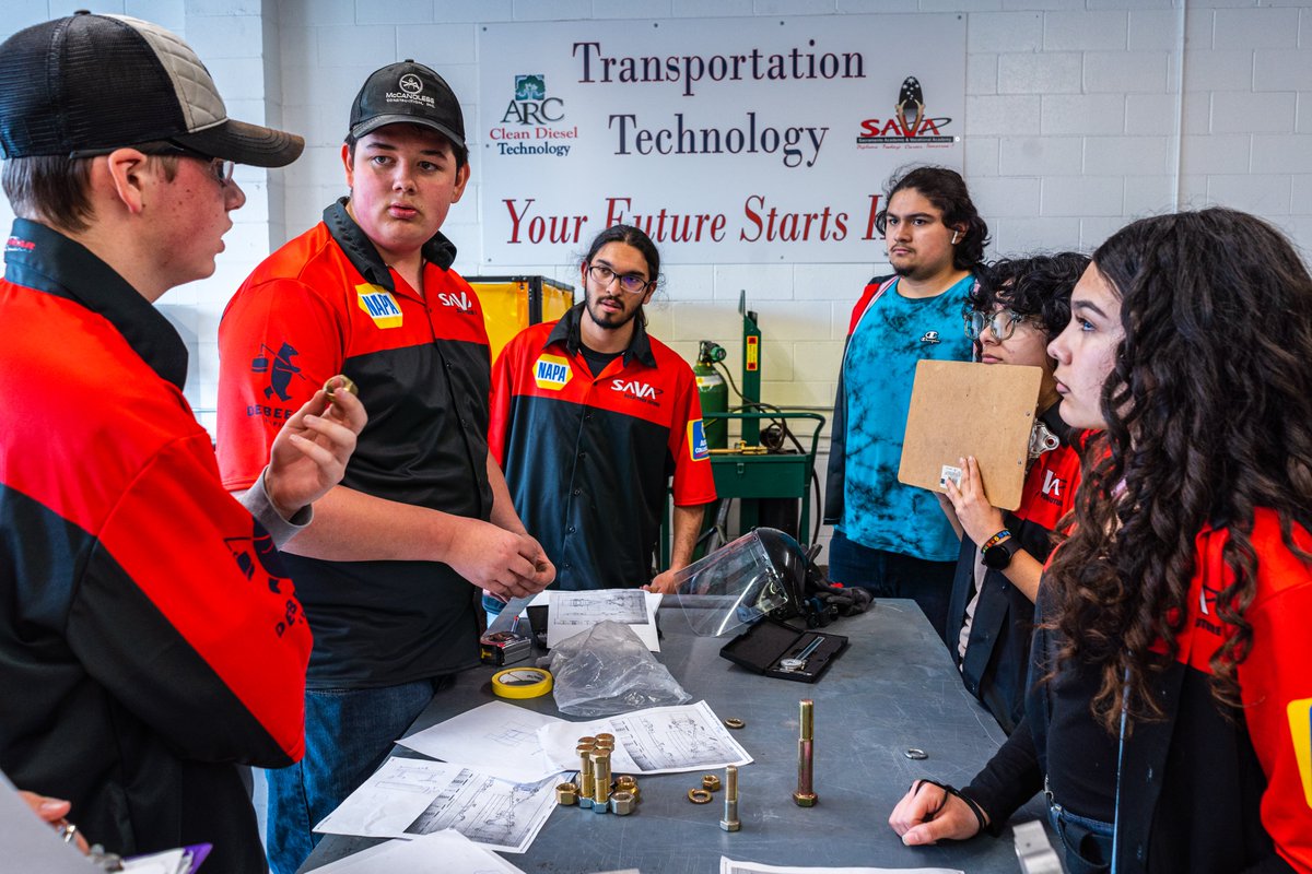 SAVA_lowriderEV's tweet photo. Join @SAVA_Charter students this Saturday, June 17, at the Back to Cal Expo Car Show to learn how these bright minds are preserving and celebrating lowrider culture while paving the way toward a greener future.🚗🌱🌎

https://t.co/x98y65HaAz https://t.co/si9buXns45