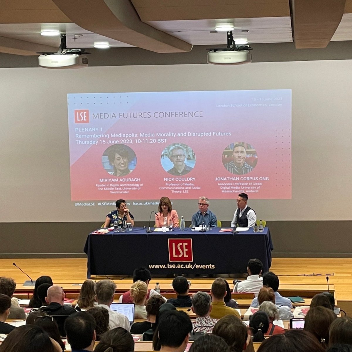 echifun's tweet photo. Inspiring two days #LSEMediaFutures. It was a pleasure to share my work about media and conflicts with other insightful presenters. Feeling satisfied with the fascinating discussion of panels and much thoughtful research, and, for sure, nice catering. Thanks to @MediaLSE. https://t.co/XyYfppKlge
