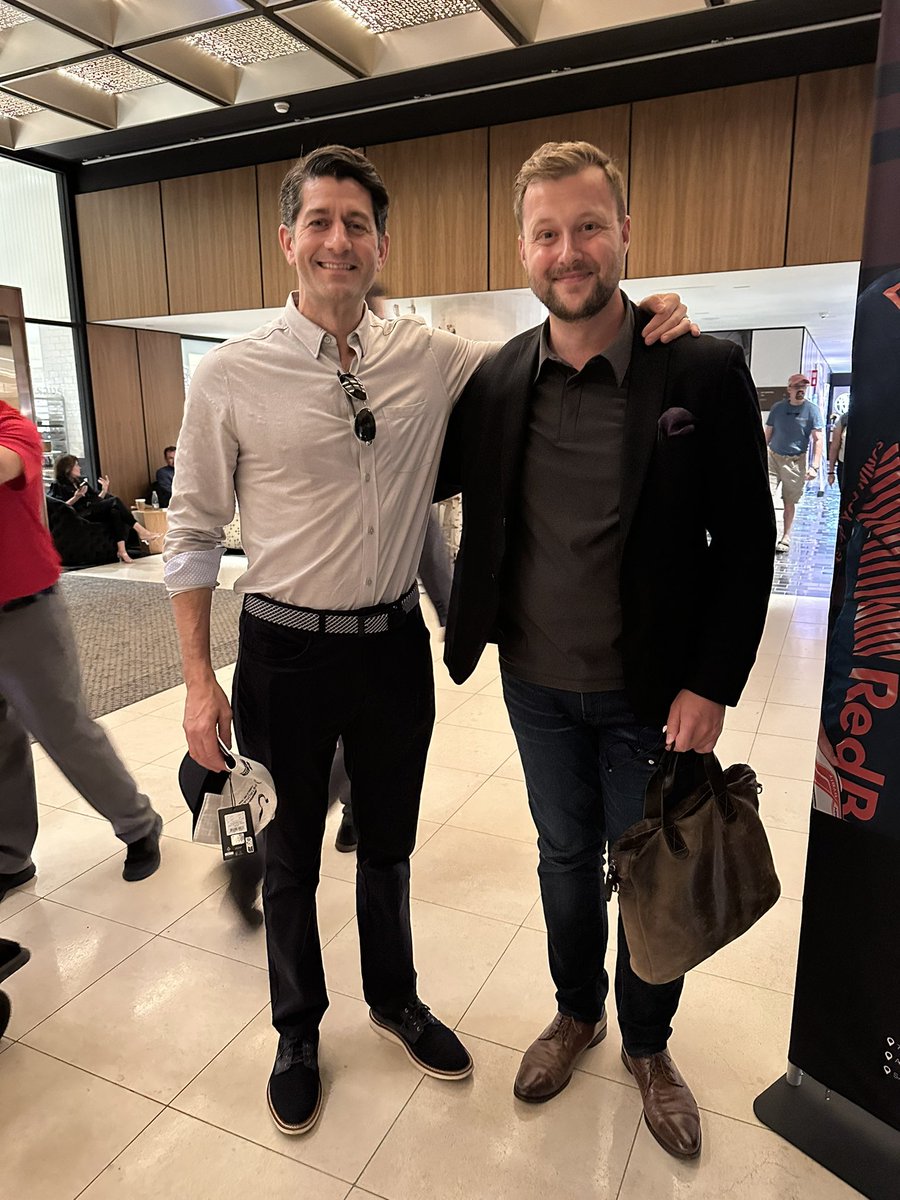 Forian's tweet image. Great bumping into the 54th Speaker of the United States House of Representatives, The Honorable Paul D. Ryan, at the Montreal Grand Prix!

@SpeakerRyan