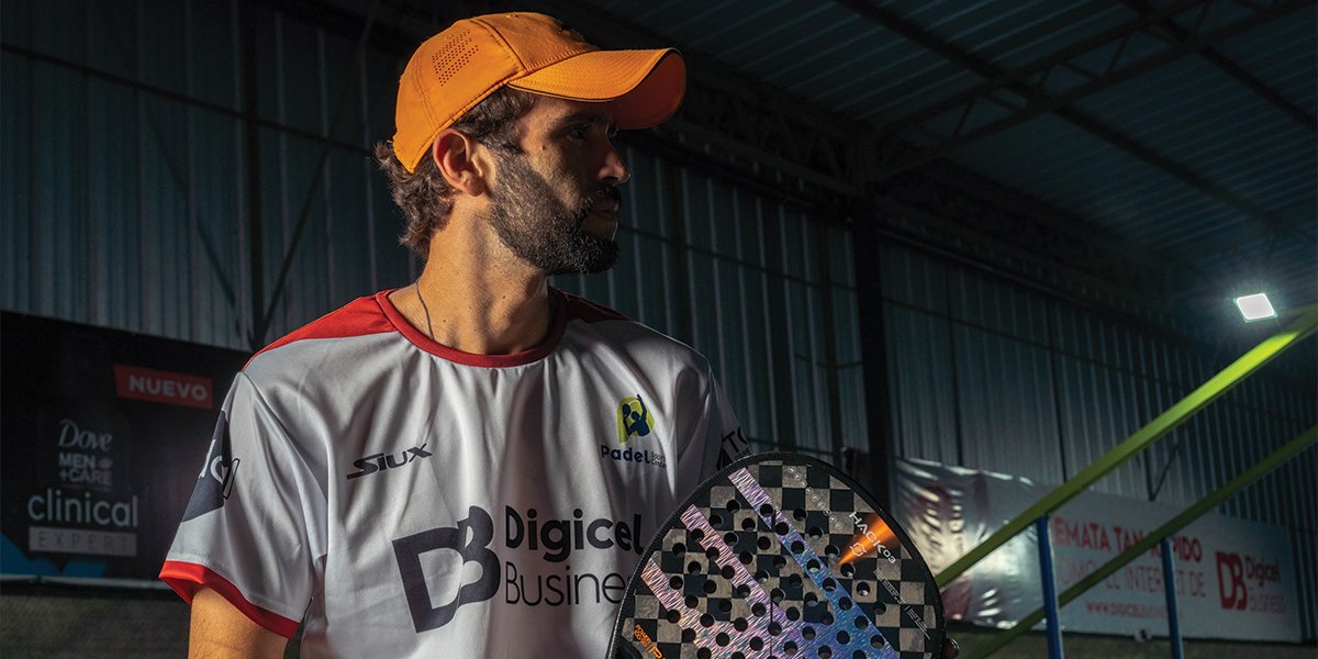 digicel_sv's tweet photo. Hoy es la final del Torneo Digicel Business en Padel Sport Center.😎 https://t.co/AoqnFlxGpH